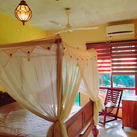 Gunas Guest House Bentota Extérieur photo