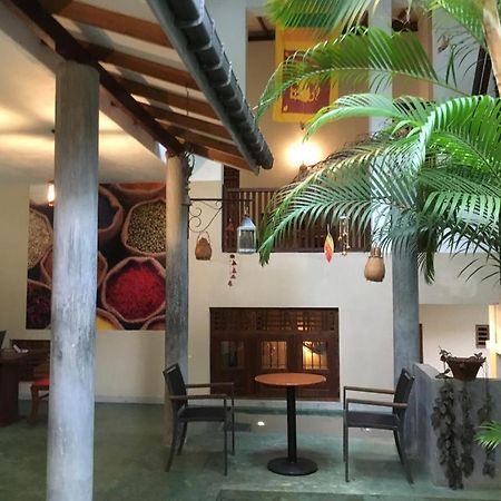 Gunas Guest House Bentota Extérieur photo