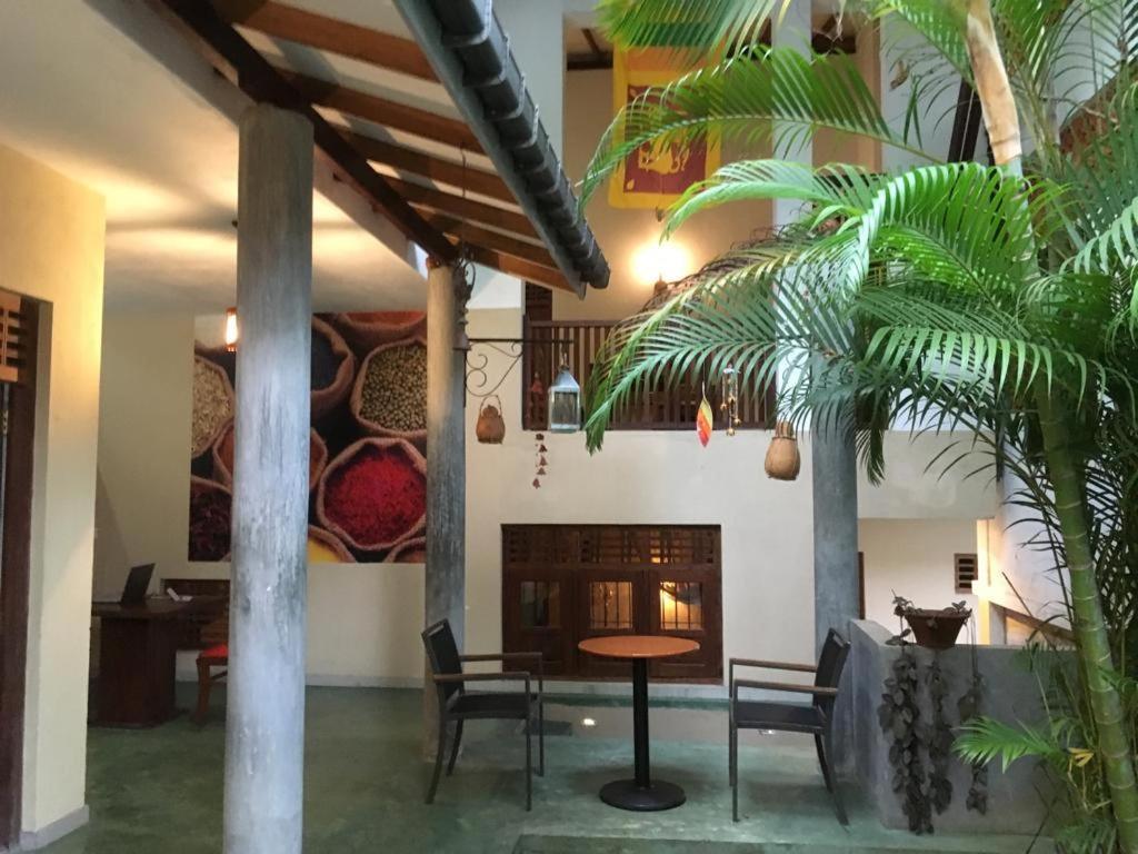 Gunas Guest House Bentota Extérieur photo